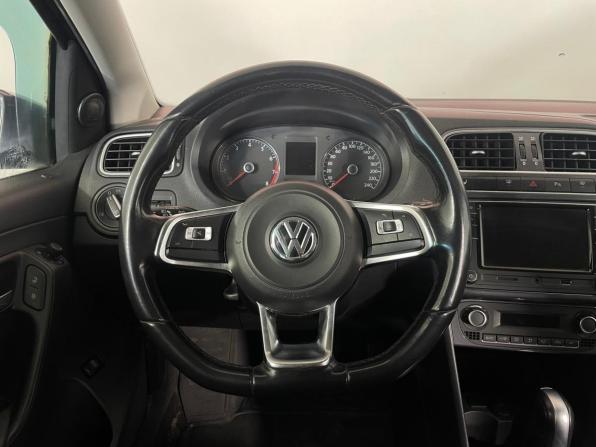 Volkswagen Polo V Рестайлинг с пробегом 2019 года, цена 1 292 000 рублей, 139348 км, седан, Автокод Объявления