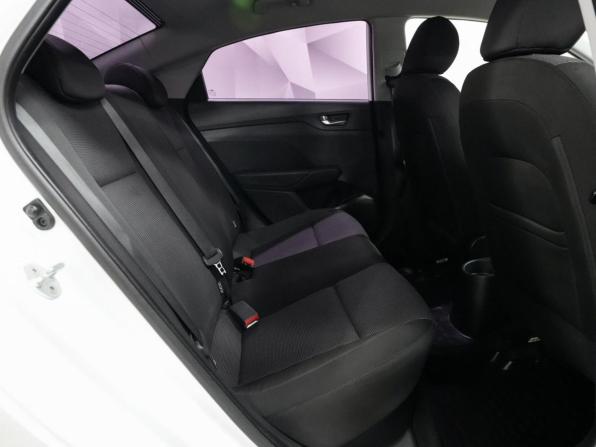 Hyundai Solaris II с пробегом 2018 года, цена 1 109 000 рублей, 151902 км, седан, Автокод Объявления