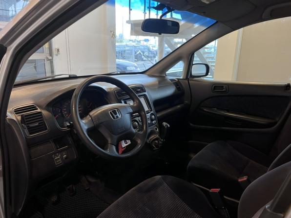 Honda Stream I с пробегом 2001 года, цена 300 000 рублей, 322631 км, компактвэн, Автокод Объявления