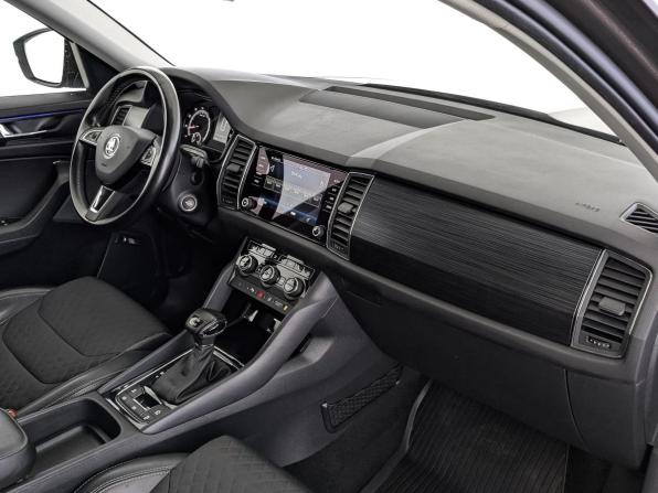 Skoda Kodiaq I с пробегом 2018 года, цена 2 745 000 рублей, 97075 км, внедорожник, Автокод Объявления