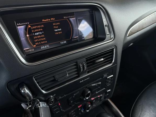 Audi Q5 I (8R) с пробегом 2010 года, цена 1 249 000 рублей, 248311 км, внедорожник, Автокод Объявления