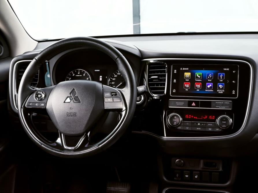 Mitsubishi Outlander III Рестайлинг 3 Екатеринбург  - изображение 19
