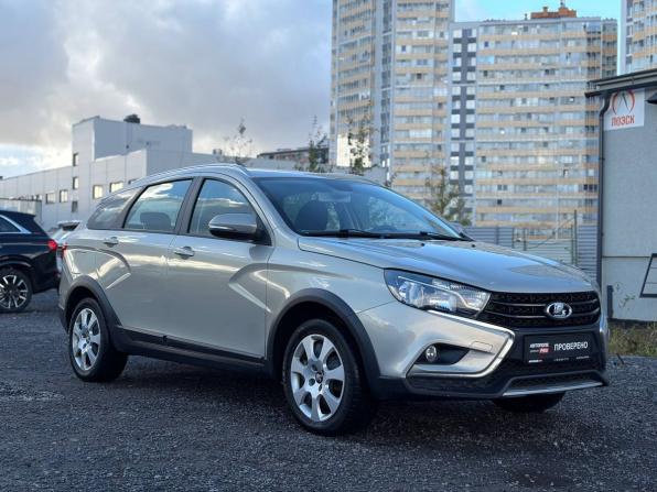 Lada (ВАЗ) Vesta I с пробегом 2018 года, цена 1 065 000 рублей, 71000 км, универсал, Автокод Объявления