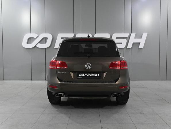 Volkswagen Touareg II с пробегом 2011 года, цена 2 399 000 рублей, 139981 км, внедорожник, Автокод Объявления