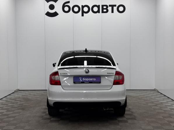 Skoda Rapid I с пробегом 2014 года, цена 900 000 рублей, 191992 км, лифтбек, Автокод Объявления