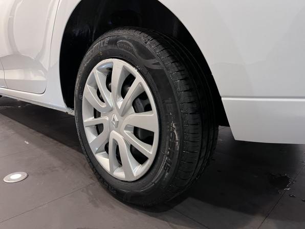 Renault Logan II Рестайлинг с пробегом 2020 года, цена 1 050 000 рублей, 82714 км, седан, Автокод Объявления