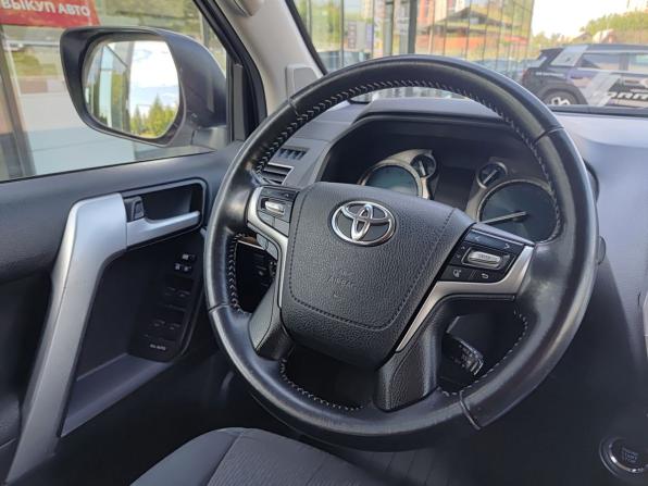 Toyota Land Cruiser Prado 150 Series Рестайлинг 2 с пробегом 2019 года, цена 5 450 000 рублей, 72000 км, внедорожник, Автокод Объявления
