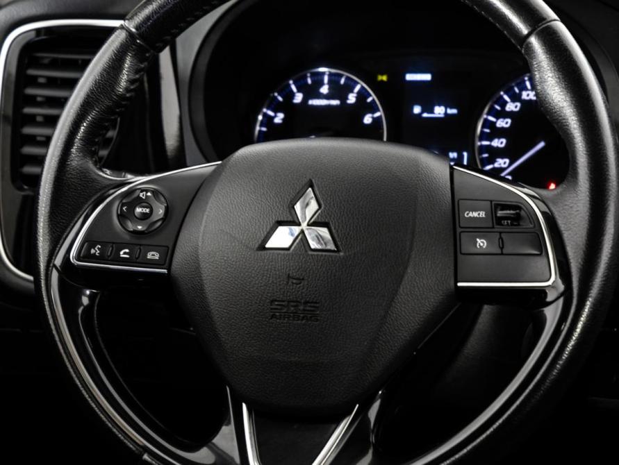 Mitsubishi Outlander III Рестайлинг 2 Санкт-Петербург  - изображение 12