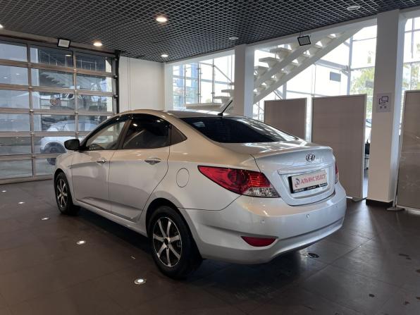 Hyundai Solaris I с пробегом 2014 года, цена 783 000 рублей, 196630 км, седан, Автокод Объявления