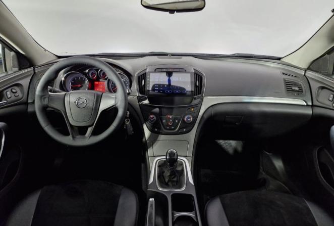 Opel Insignia I Рестайлинг с пробегом 2014 года, цена 740 000 рублей, 211199 км, седан, Автокод Объявления