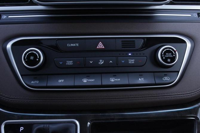 Hyundai Grand Starex I Рестайлинг 2 с пробегом 2020 года, цена 3 445 000 рублей, 140386 км, минивэн, Автокод Объявления