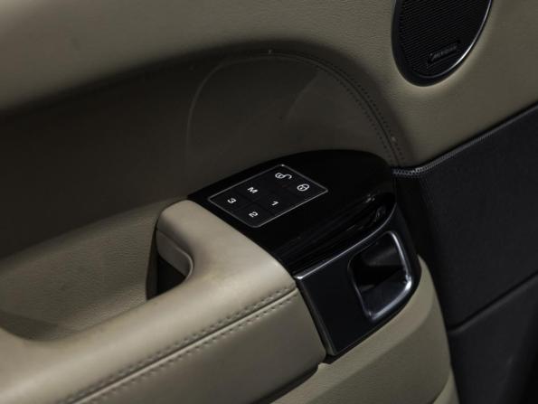 Land Rover Range Rover Sport II с пробегом 2017 года, цена 3 899 700 рублей, 136687 км, внедорожник, Автокод Объявления