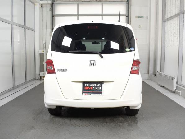 Honda Freed I с пробегом 2010 года, цена 999 995 рублей, 97340 км, компактвэн, Автокод Объявления