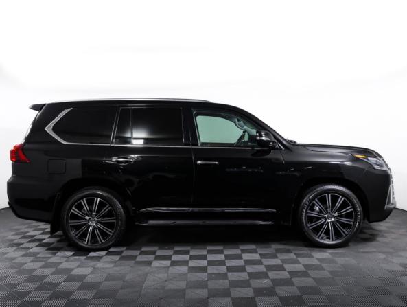 Lexus LX III Рестайлинг 2 с пробегом 2016 года, цена 8 000 000 рублей, 83764 км, внедорожник, Автокод Объявления