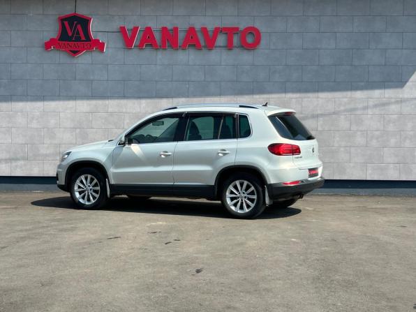 Volkswagen Tiguan I Рестайлинг с пробегом 2015 года, цена 1 800 000 рублей, 120075 км, внедорожник, Автокод Объявления