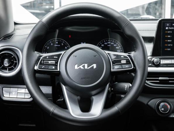 Kia Cerato IV Рестайлинг с пробегом 2022 года, цена 2 079 000 рублей, 63354 км, седан, Автокод Объявления