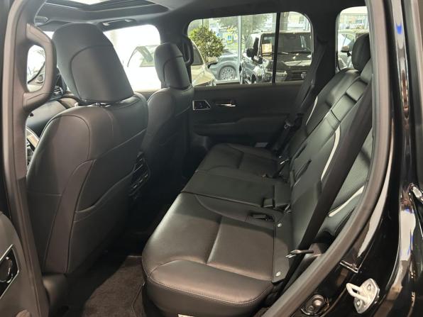 Toyota Land Cruiser 300 Series с пробегом 2021 года, цена 9 379 000 рублей, 133674 км, внедорожник, Автокод Объявления