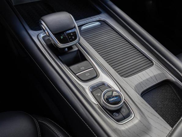 Chery Arrizo 8 с пробегом 2023 года, цена 1 899 000 рублей, 83461 км, седан, Автокод Объявления