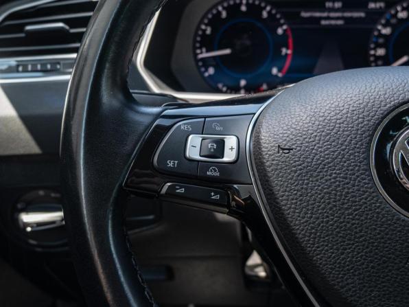 Volkswagen Tiguan II с пробегом 2018 года, цена 2 260 000 рублей, 180691 км, внедорожник, Автокод Объявления