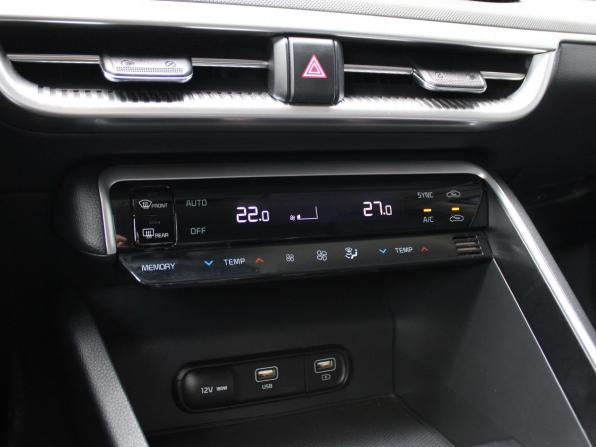 Kia K5 III с пробегом 2021 года, цена 2 239 000 рублей, 80490 км, седан, Автокод Объявления