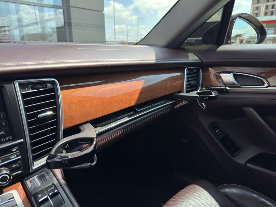 Porsche Panamera I Владикавказ  - изображение 14