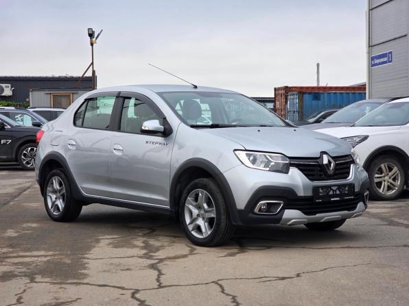 Renault Logan II Рестайлинг с пробегом 2022 года, цена 1 200 000 рублей, 82700 км, седан, Автокод Объявления