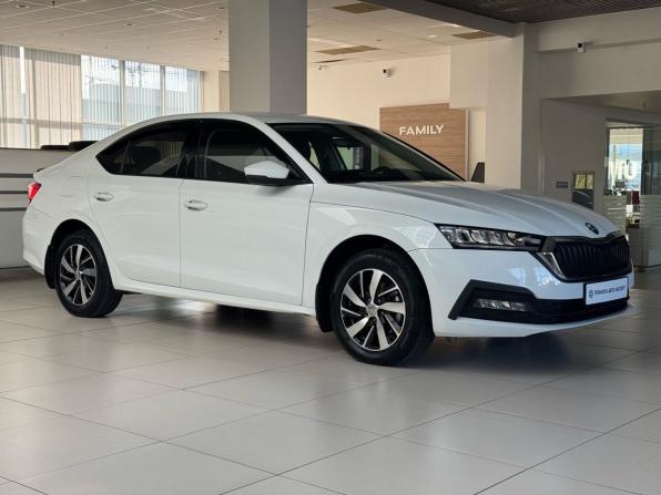 Skoda Octavia IV (A8) с пробегом 2020 года, цена 1 825 000 рублей, 105770 км, лифтбек, Автокод Объявления