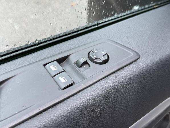 Peugeot Traveller I с пробегом 2021 года, цена 3 199 000 рублей, 131144 км, минивэн, Автокод Объявления