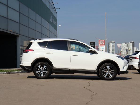 Toyota RAV4 IV (XA40) Рестайлинг с пробегом 2018 года, цена 2 180 000 рублей, 185681 км, внедорожник, Автокод Объявления