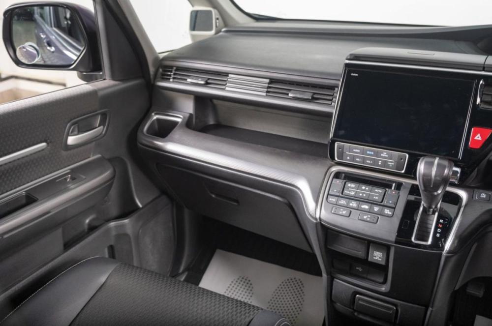 Honda Stepwgn V Рестайлинг Томск  - изображение 12