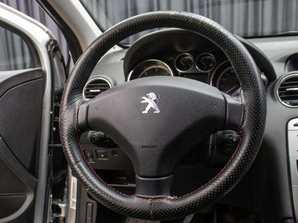 Peugeot 408 I с пробегом 2012 года, цена 598 000 рублей, 185799 км, седан, Автокод Объявления