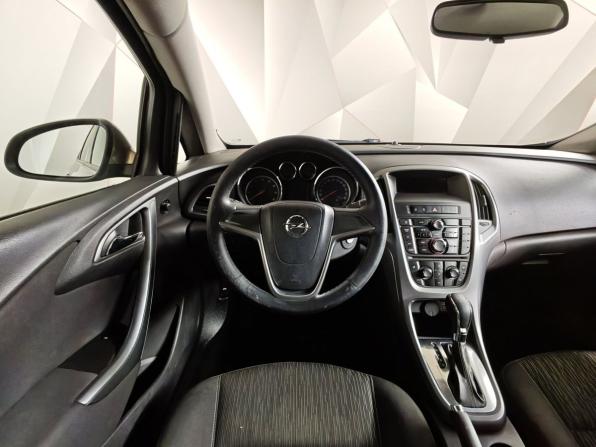 Opel Astra J Рестайлинг с пробегом 2012 года, цена 409 000 рублей, 202896 км, седан, Автокод Объявления