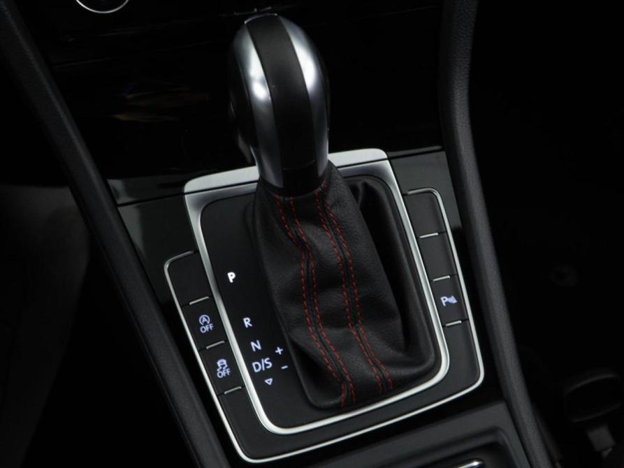 Volkswagen Golf GTI VII Рестайлинг Москва  - изображение 16