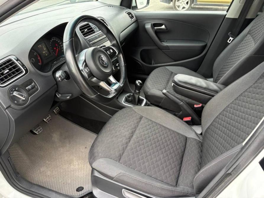 Volkswagen Polo V Рестайлинг Нижний Тагил  - изображение 11