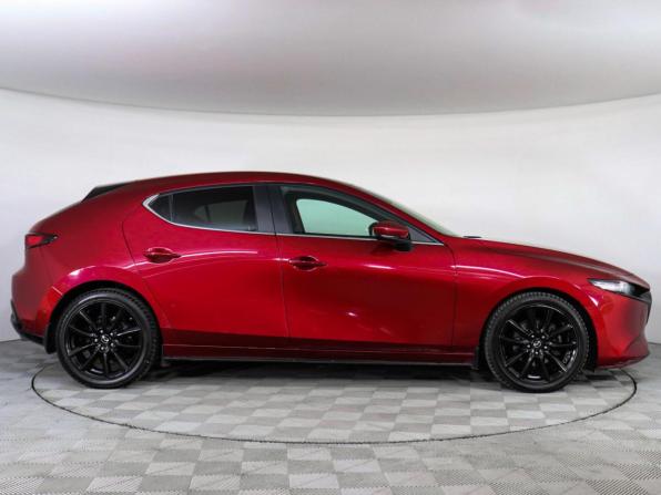 Mazda 3 IV (BP) с пробегом 2019 года, цена 2 100 000 рублей, 73467 км, хэтчбек, Автокод Объявления