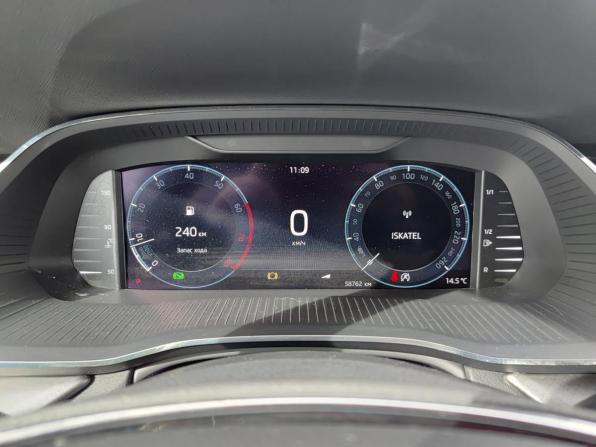 Skoda Octavia IV (A8) с пробегом 2021 года, цена 2 813 000 рублей, 58757 км, лифтбек, Автокод Объявления