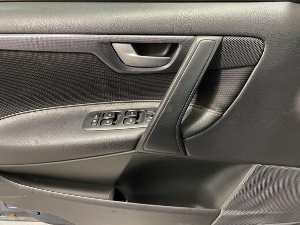Volvo S60 I Рестайлинг с пробегом 2008 года, цена 400 000 рублей, 236661 км, седан, Автокод Объявления