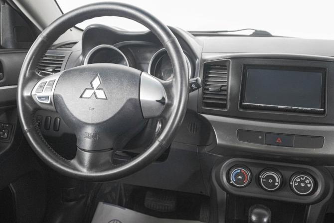 Mitsubishi Lancer X Рестайлинг с пробегом 2012 года, цена 899 000 рублей, 126000 км, седан, Автокод Объявления