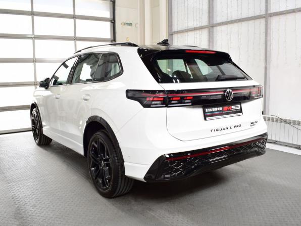 Volkswagen Tiguan III (China Market) с пробегом 2026 года, цена 4 699 995 рублей, 40 км, внедорожник, Автокод Объявления