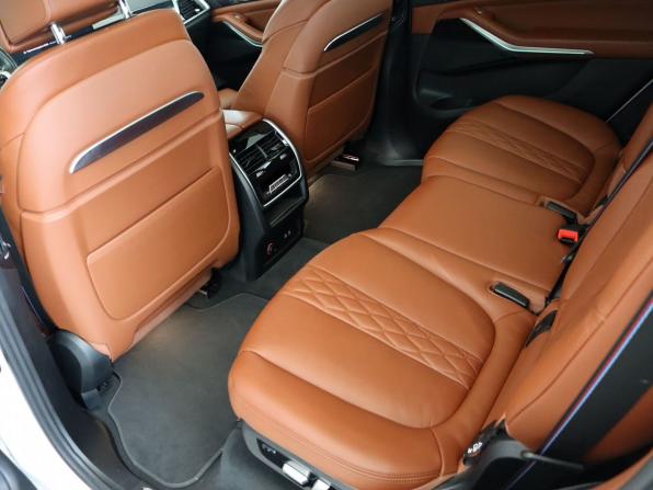 BMW X7 I (G07) Рестайлинг с пробегом 2023 года, цена 13 500 000 рублей, 39100 км, внедорожник, Автокод Объявления