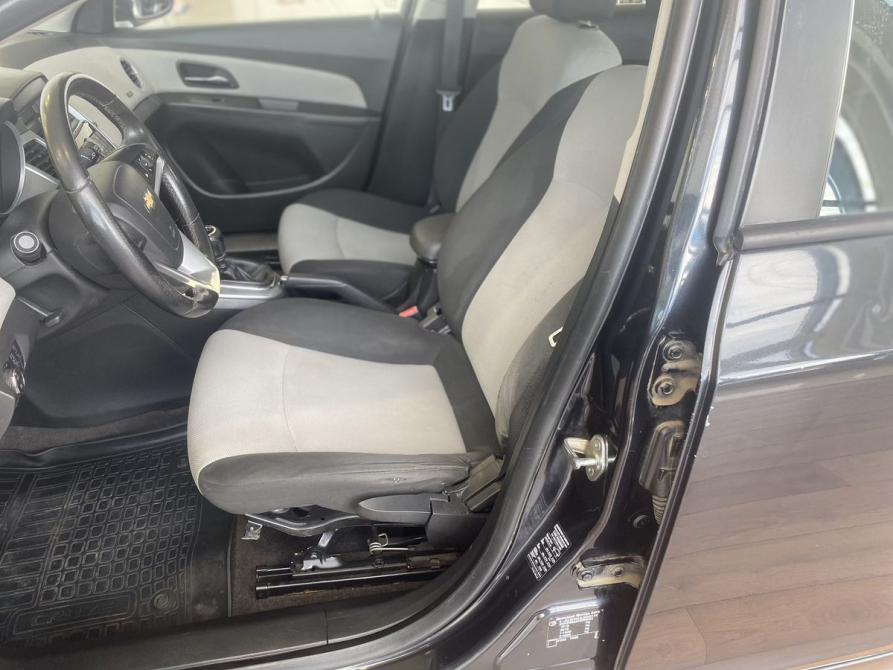 Chevrolet Cruze I Саратов  - изображение 21