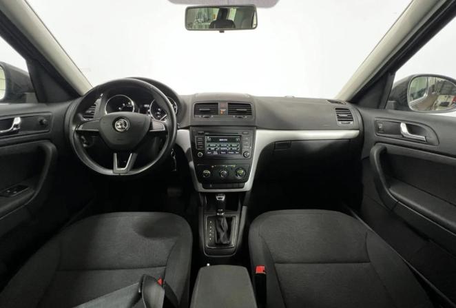 Skoda Yeti I Рестайлинг с пробегом 2014 года, цена 1 220 000 рублей, 147739 км, внедорожник, Автокод Объявления