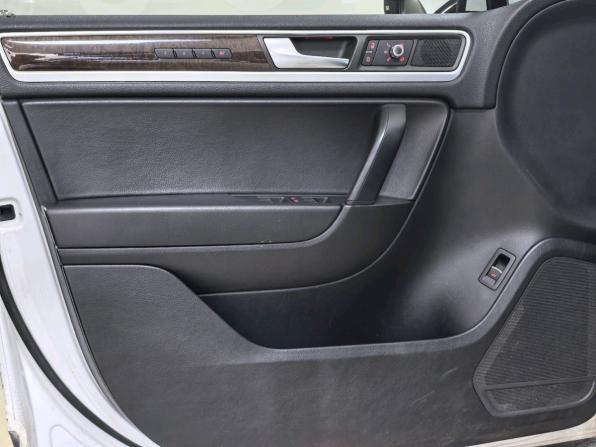 Volkswagen Touareg II с пробегом 2013 года, цена 1 845 000 рублей, 234000 км, внедорожник, Автокод Объявления