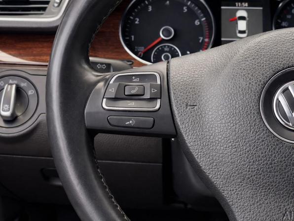 Volkswagen Passat B7 с пробегом 2012 года, цена 1 167 000 рублей, 187002 км, седан, Автокод Объявления