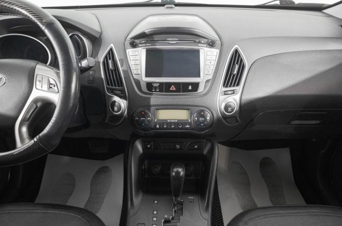 Hyundai ix35 I Рестайлинг с пробегом 2013 года, цена 1 499 000 рублей, 132000 км, внедорожник, Автокод Объявления