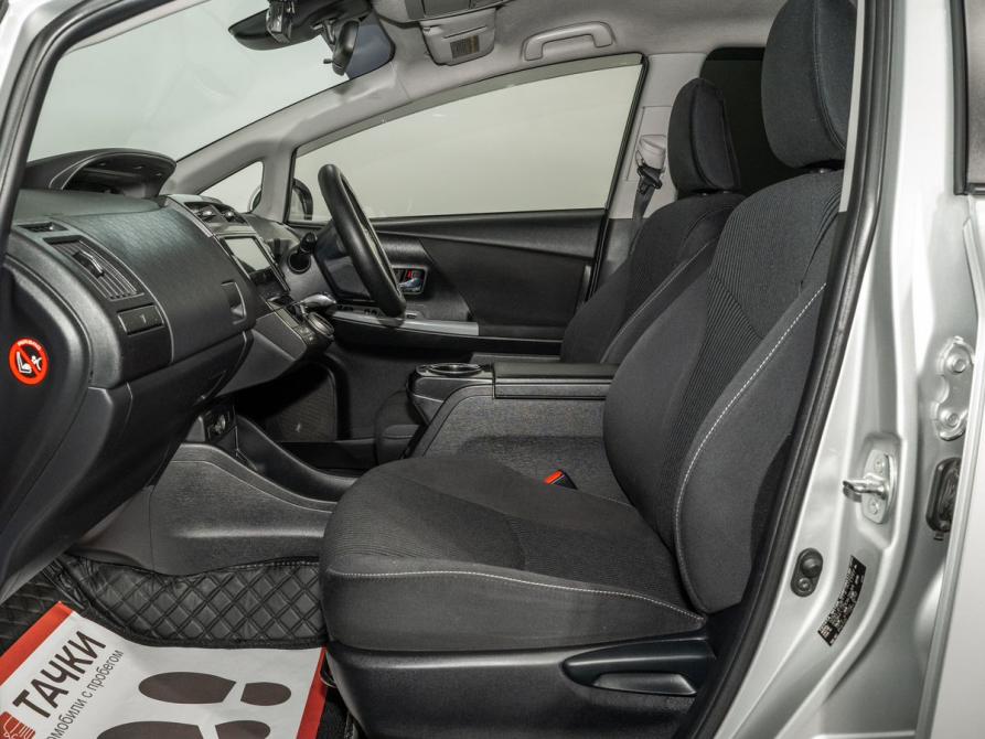 Toyota Prius Alpha I (ZVW40/41) Рестайлинг Иркутск  - изображение 6