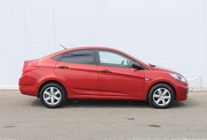 Hyundai Solaris I с пробегом 2011 года, цена 870 000 рублей, 129928 км, седан, Автокод Объявления