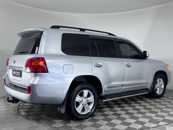 Toyota Land Cruiser 200 Series Рестайлинг 1 с пробегом 2012 года, цена 3 350 000 рублей, 207268 км, внедорожник, Автокод Объявления