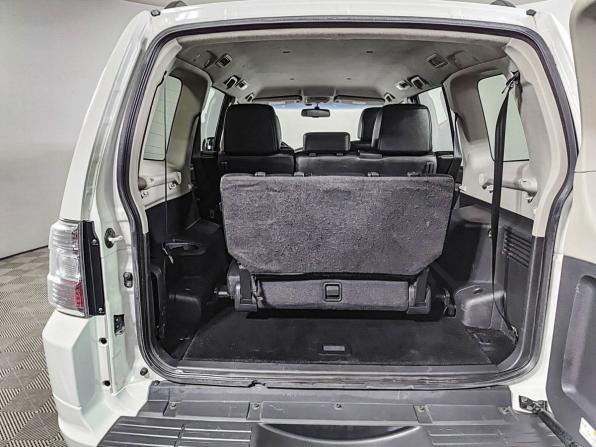 Mitsubishi Pajero IV Рестайлинг 2 с пробегом 2015 года, цена 2 570 000 рублей, 177500 км, внедорожник, Автокод Объявления