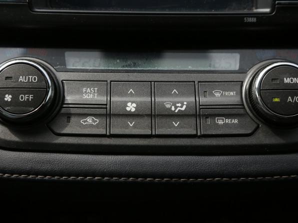 Toyota RAV4 IV (XA40) с пробегом 2013 года, цена 1 572 000 рублей, 223000 км, внедорожник, Автокод Объявления